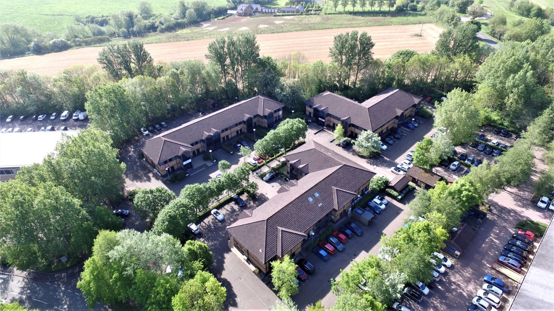 Somervill Court, Adderbury close to Banbury