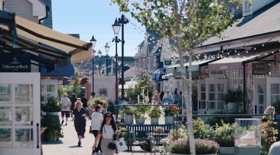 Banbury Town Center, Banbury Cross